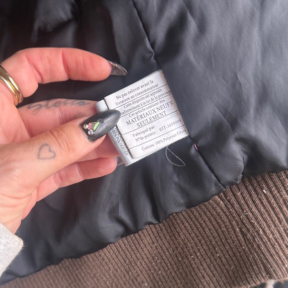 Billabong Leopard-Print Hooded Ski Jacket in Cream, Brown & Black - Picture 10 of 16